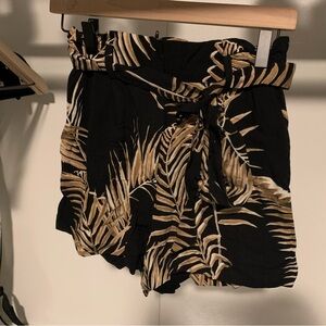 H&M mini summer shorts